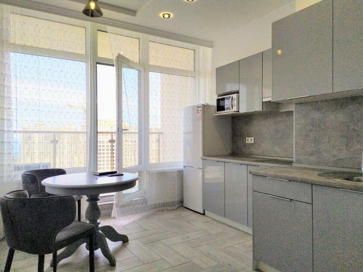 אודסה Skyview Apartments מראה חיצוני תמונה