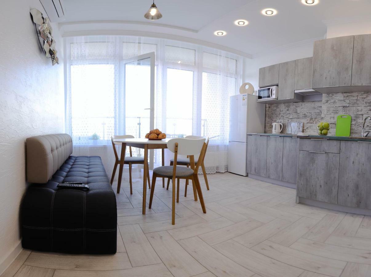 אודסה Skyview Apartments מראה חיצוני תמונה